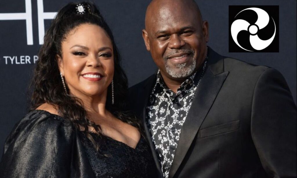 Age, Appearance, and Public Image