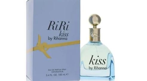 Kiss-Parfum-glass-bottle-by-Rihanna