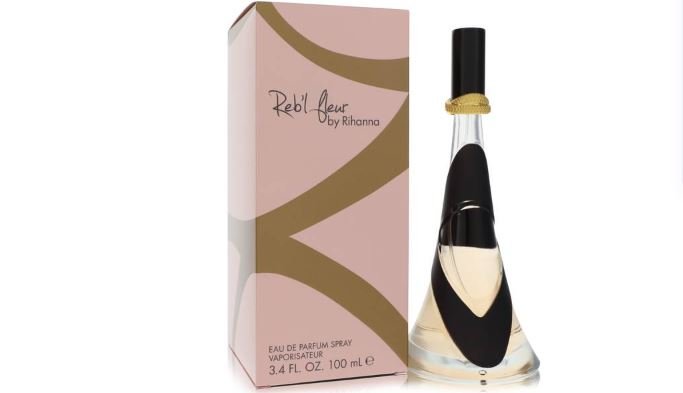 Rebl-Fleur-Parfum-glass-bottle-by-Rihanna